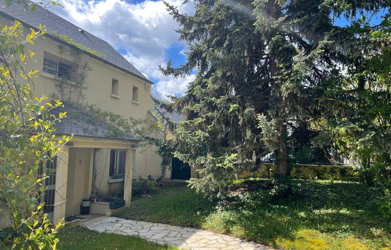 maison 10 pièces 358 m2 à vendre à Le Mesnil-le-Roi (78600)