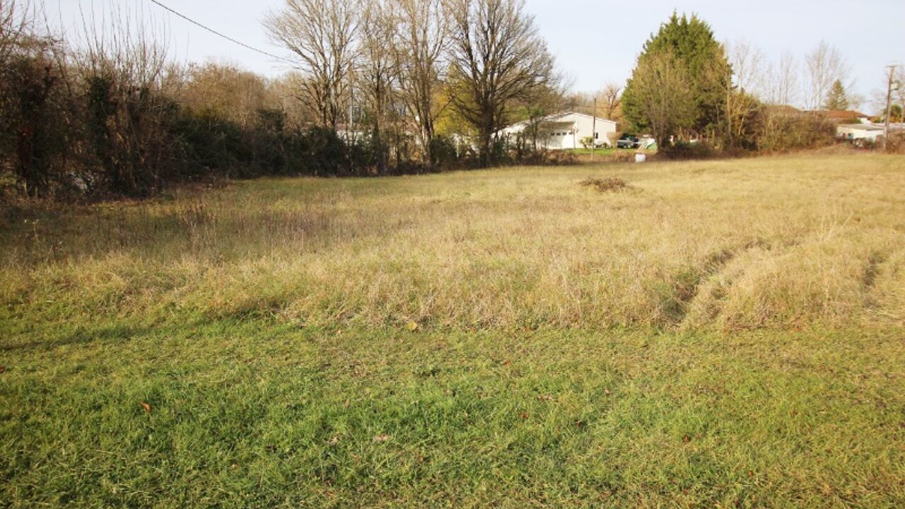 terrain  pièces 1230 m2 à vendre à Brûlain (79230)