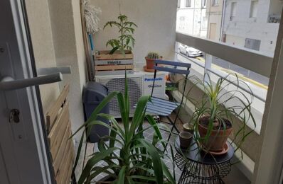 location appartement 1 000 € CC /mois à proximité de Marseille 2 (13002)