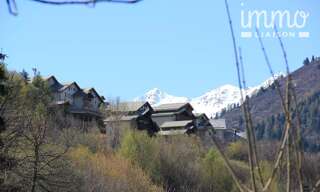 Terrain  713 m² à vendre à Valmeinier (73450)