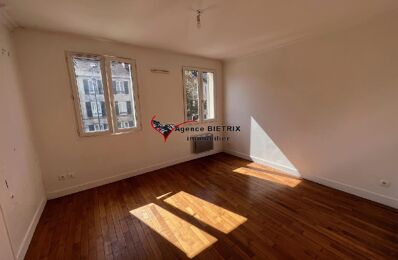 vente commerce 292 000 € à proximité de Morangles (60530)