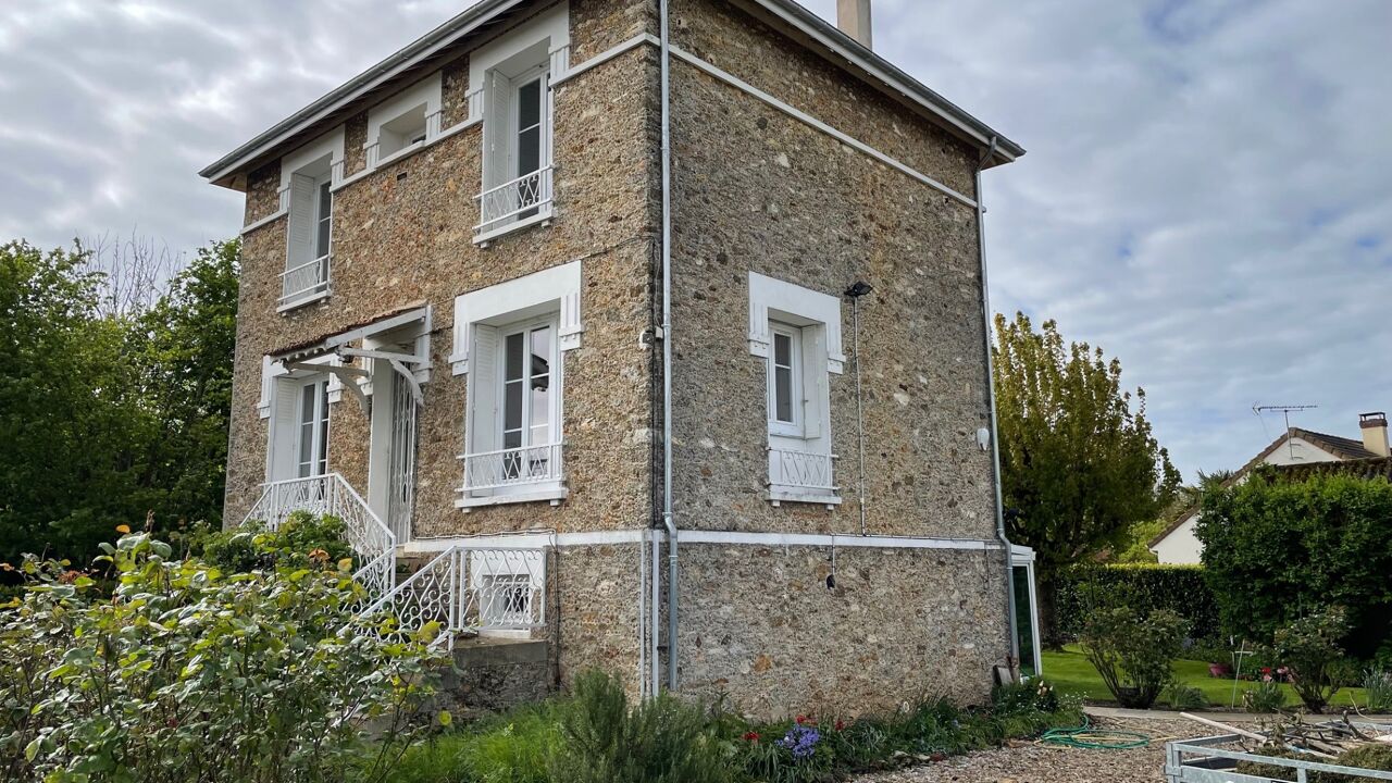 maison 5 pièces 91 m2 à vendre à La Houssaye-en-Brie (77610)
