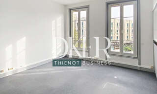 Bureau  56 m² à louer à Reims (51100)