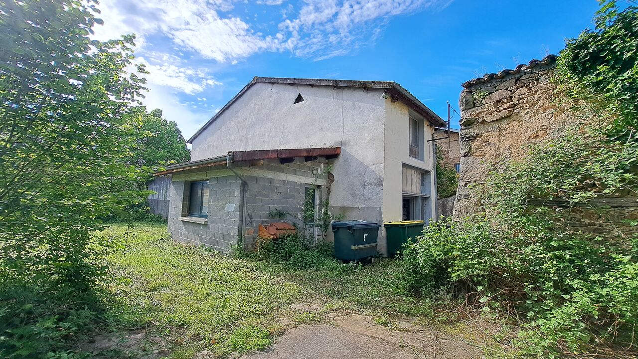 maison 4 pièces 300 m2 à vendre à Arlanc (63220)