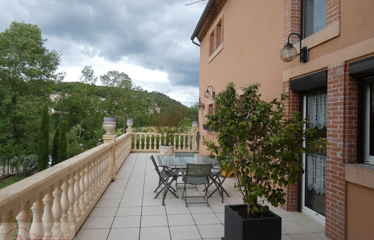 maison 5 pièces 251 m2 à vendre à Cordes-sur-Ciel (81170)