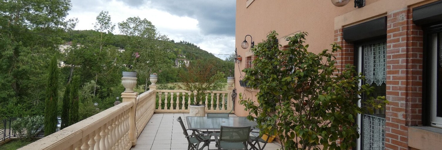 Maison 5 Pièces 251 m² à vendre à Cordes-sur-Ciel (81170)