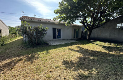 location maison 1 500 € CC /mois à proximité de Carignan-de-Bordeaux (33360)