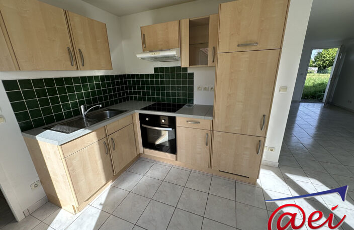 Maison de plain-pied récente T4 sur 800 m² de terrain — photo 2