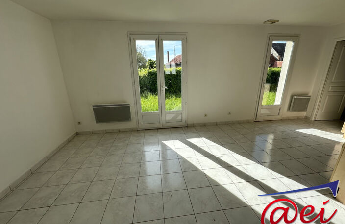 Maison de plain-pied récente T4 sur 800 m² de terrain — photo 3