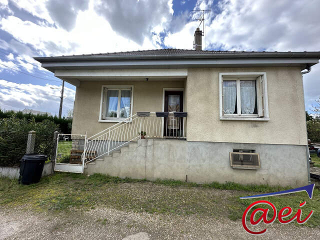 Maison T4 de plain-pied sur un terrain de 531 m2, sous-sol total — photo du bien