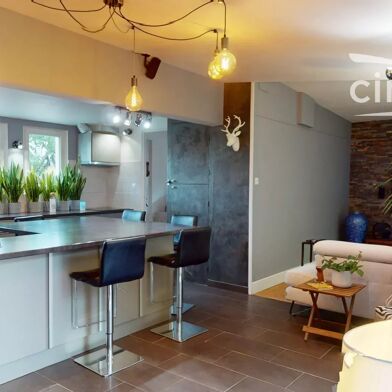 Maison 6 pièces 299900 €