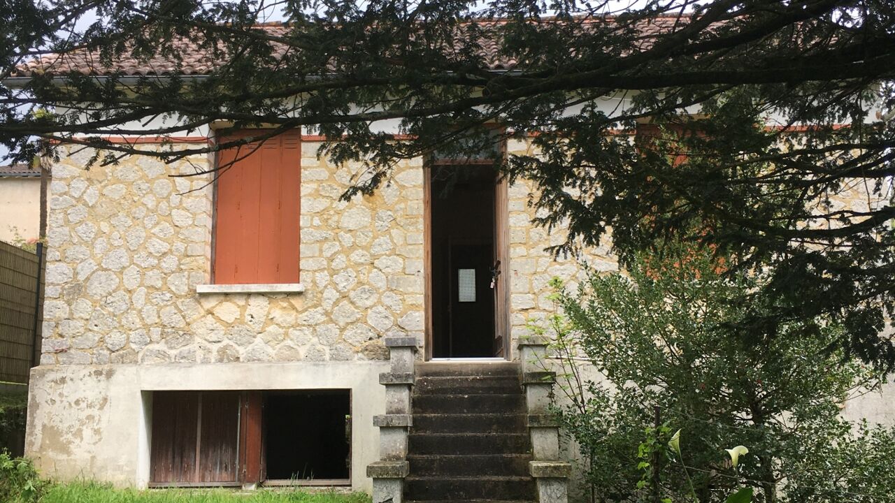 maison 5 pièces 98 m2 à vendre à Saintes (17100)