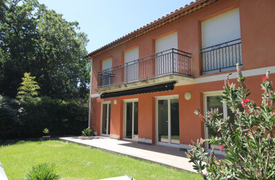 location maison 2 350 € CC /mois à proximité de Roquefort-la-Bédoule (13830)