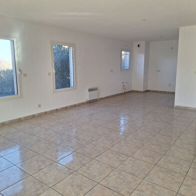 Appartement 3 pièces 252000 €
