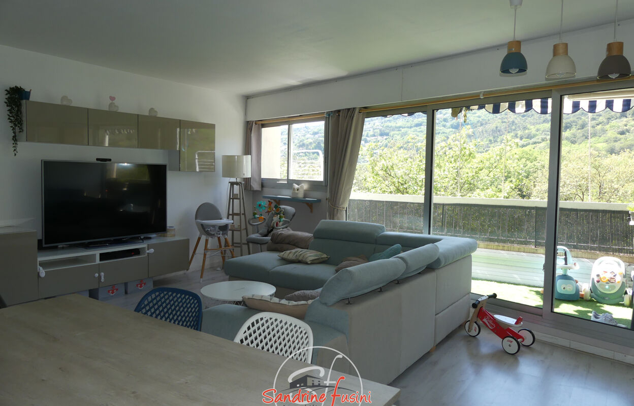 appartement 4 pièces 74 m2 à vendre à Carros (06510)