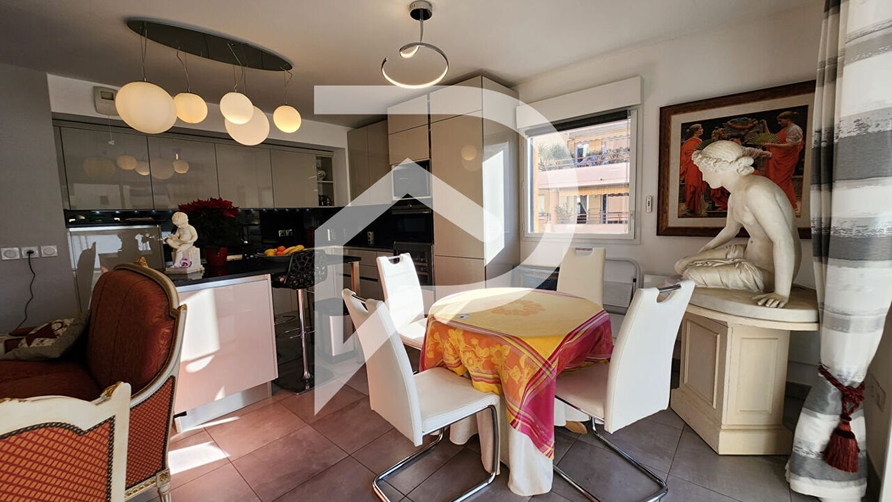 appartement 4 pièces 90 m2 à vendre à Saint-Raphaël (83530)