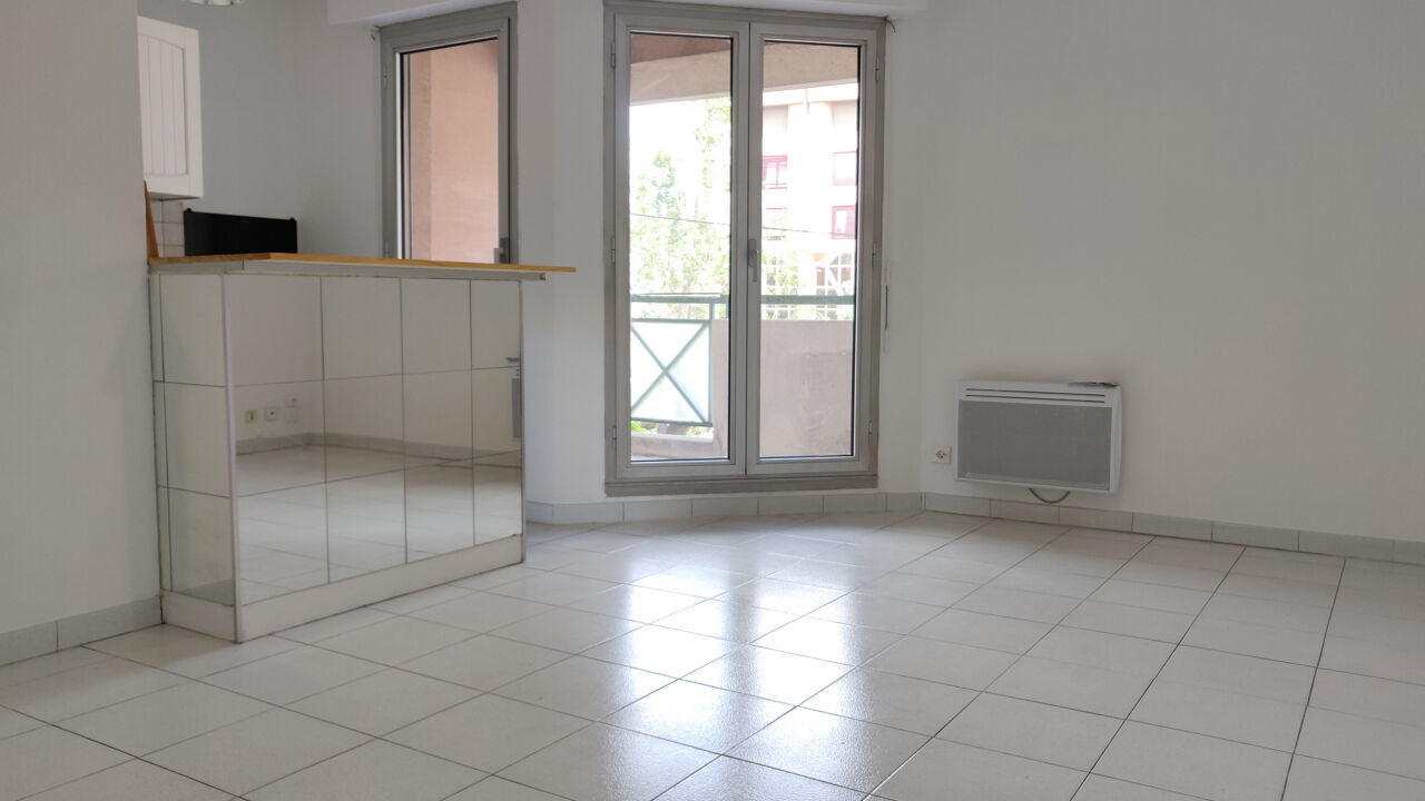 appartement 3 pièces 56 m2 à louer à Marseille 8 (13008)