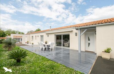 vente maison 489 000 € à proximité de Mortagne-sur-Gironde (17120)