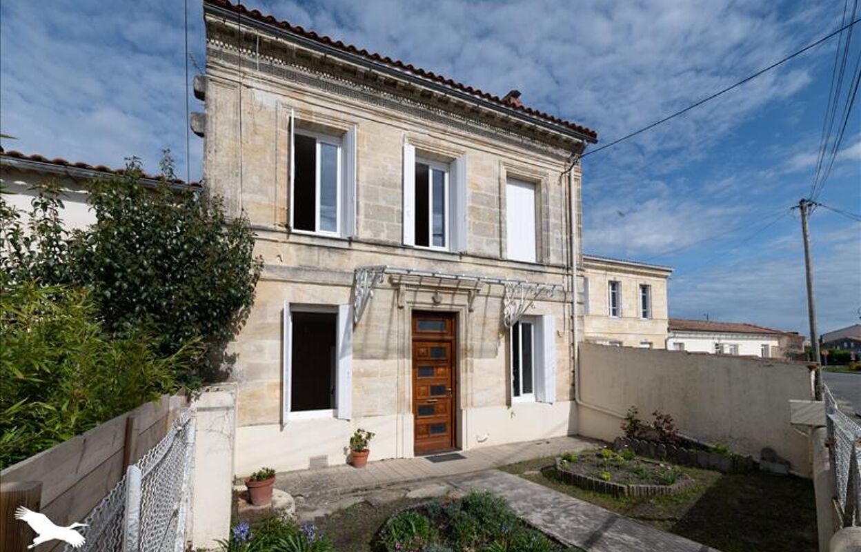 maison 5 pièces 127 m2 à vendre à Saint-Estèphe (33180)