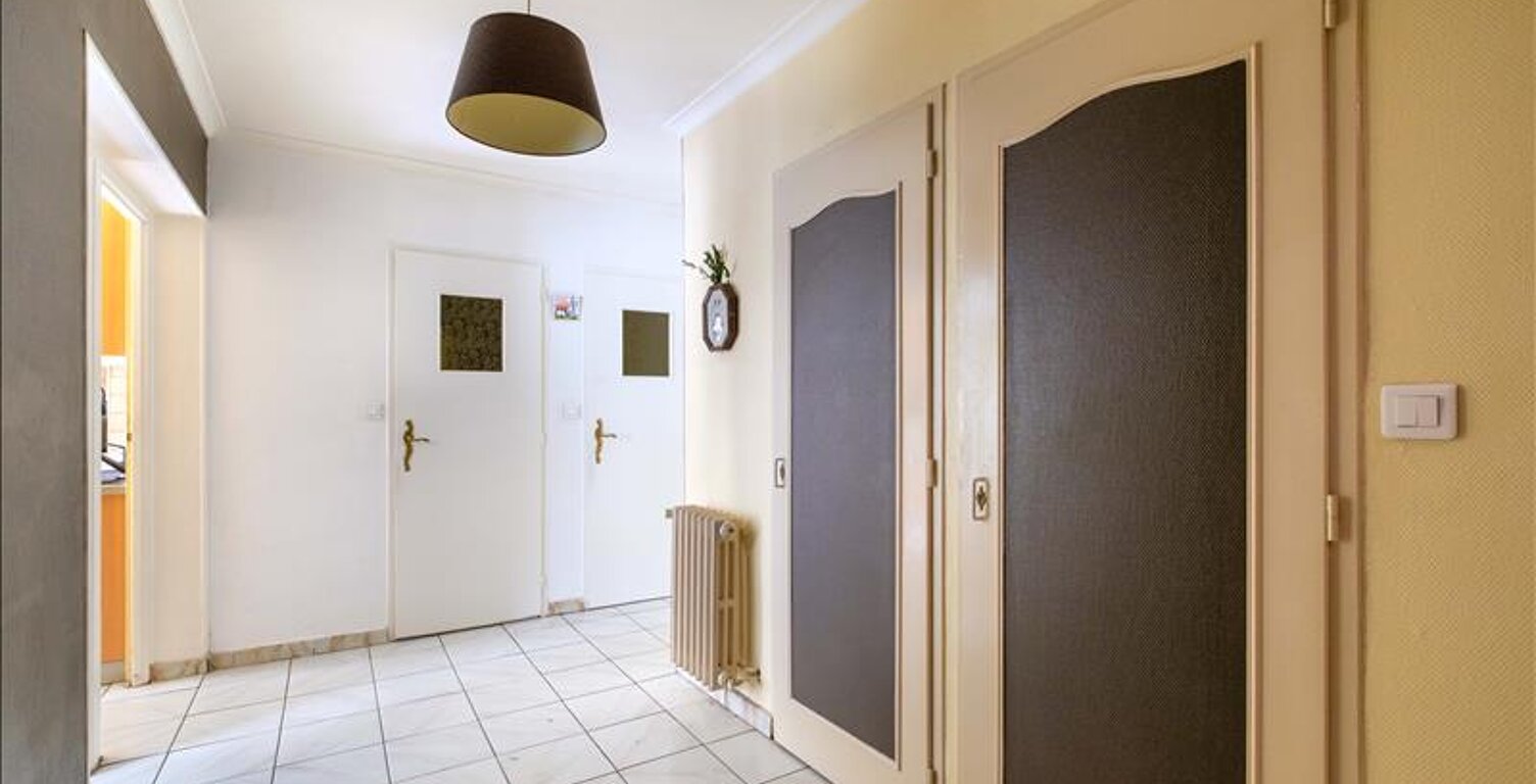 Vente appartement 4 pièces 69 m² Saint-Fons (69190) — photo 1