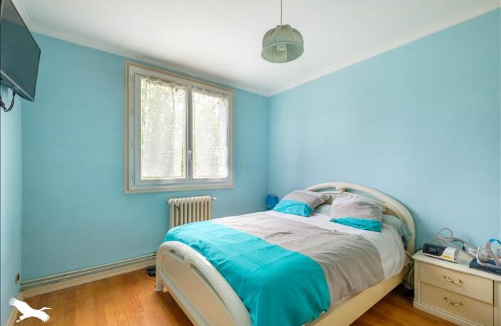 Vente appartement 4 pièces 69 m² Saint-Fons (69190) — photo 5