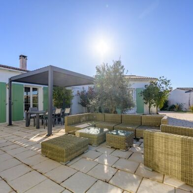 Maison 6 pièces 998400 €