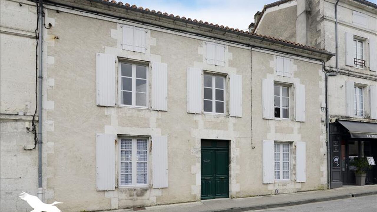 maison 5 pièces 184 m2 à vendre à Montmoreau (16190)