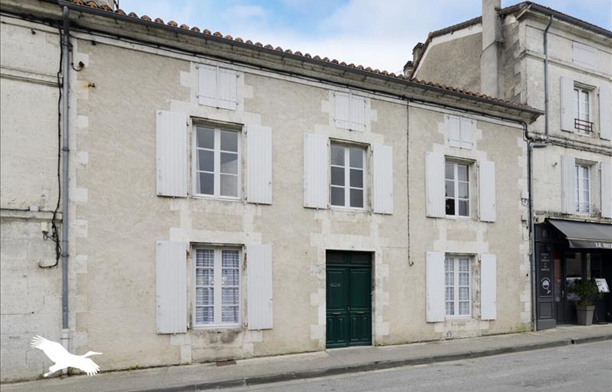 maison 5 pièces 184 m2 à vendre à Montmoreau (16190)