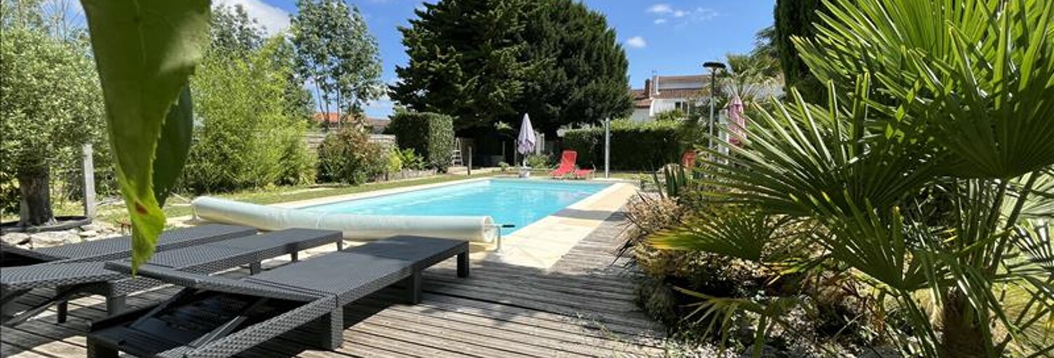 Maison 8 Pièces 275 m² à vendre à Le Douhet (17100)