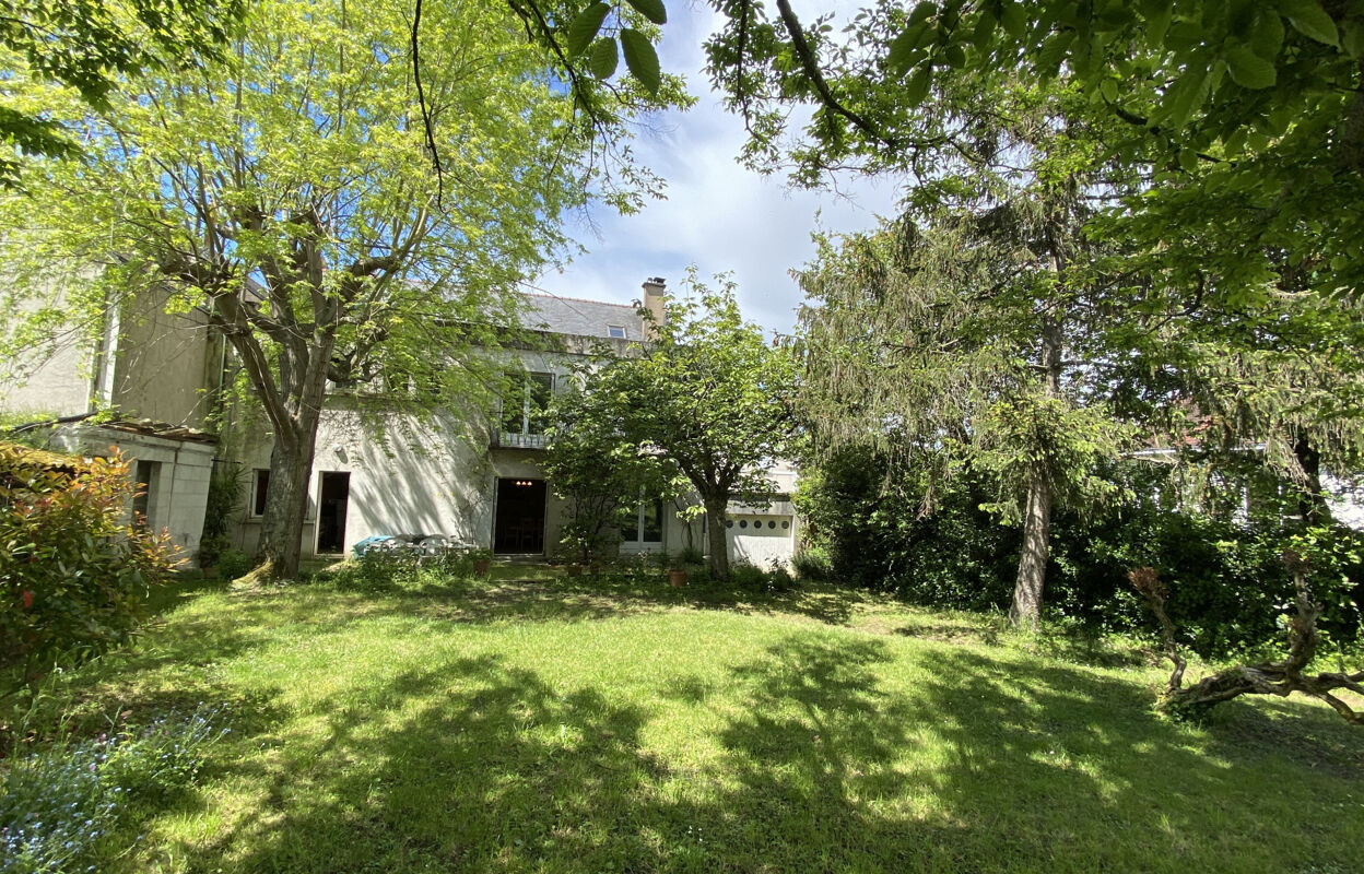 maison 8 pièces 220 m2 à vendre à Angers (49100)