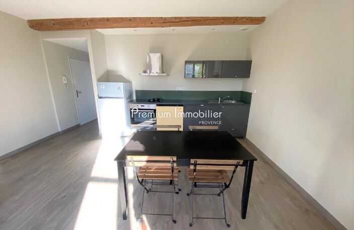 professionnel immeuble 8 Pièce(s) — photo 2