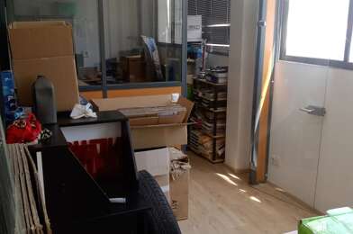 Commerce 4 pièces 900 €