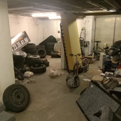 Commerce 4 pièces 900 €