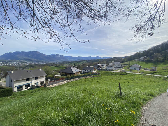 Terrain à bâtir de 851 m2 — photo du bien