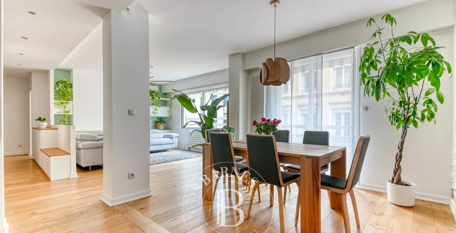 Lyon 6 - Tête d'Or - Appartement meublé de 121,78 m² - Balcons - Cave - Garage - 1 Bureau - 3 Chambres — photo 1