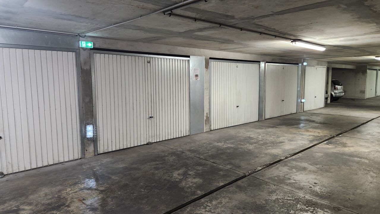 garage  pièces 15 m2 à vendre à La Ciotat (13600)