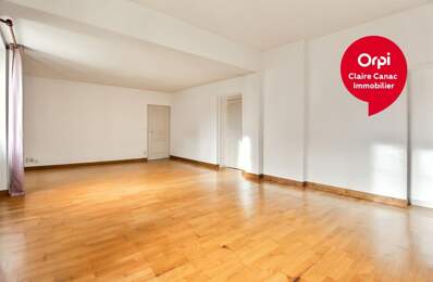 Appartement À Vendre hyper centre Castres avec parking et terrasse — photo du bien
