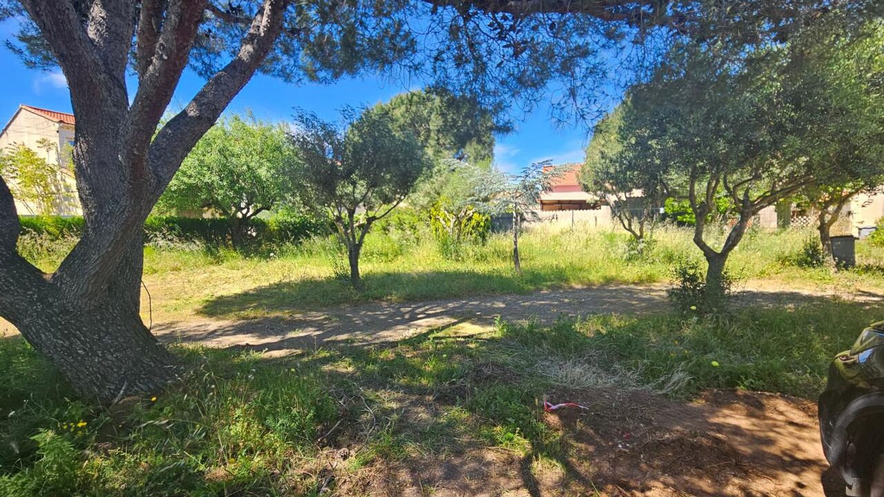 terrain  pièces 300 m2 à vendre à La Seyne-sur-Mer (83500)