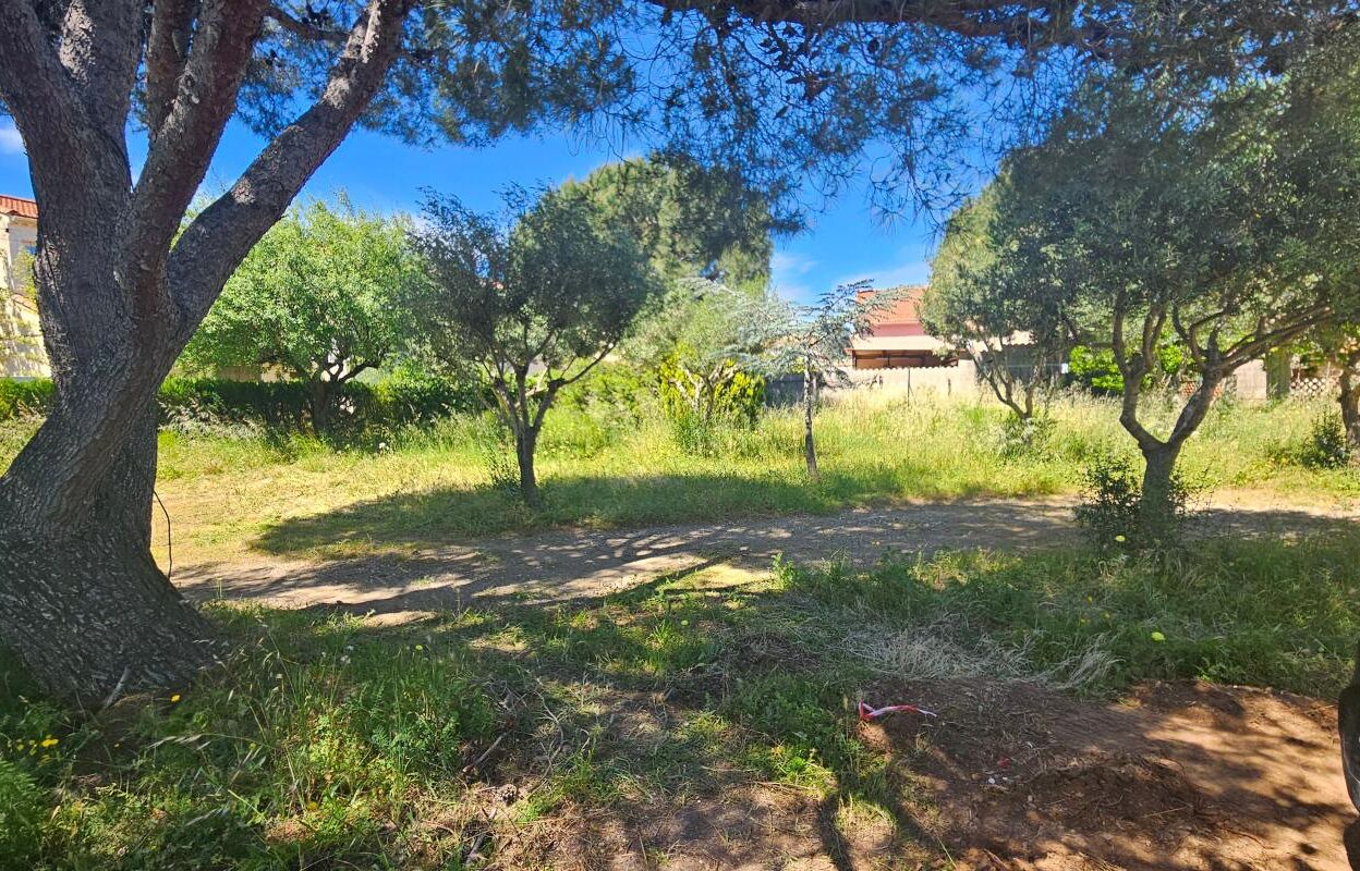 terrain  pièces 300 m2 à vendre à La Seyne-sur-Mer (83500)