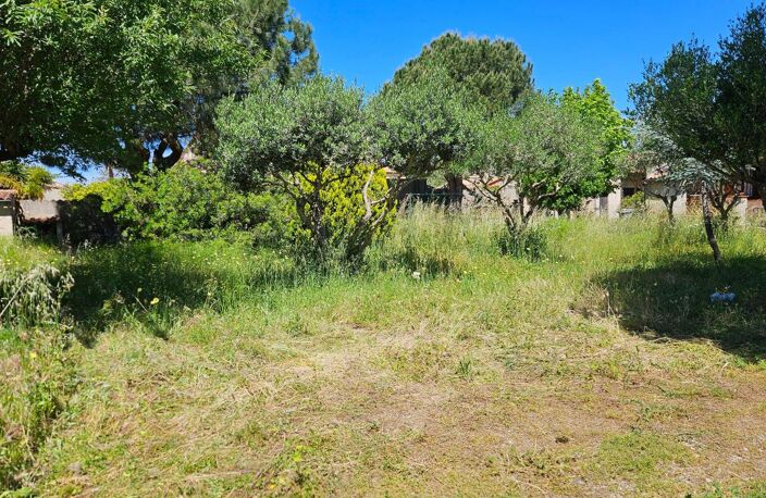 Terrain constructible à vendre à Mar Vivo 83500 (emprise 0.25 R+1)au calme et proche de toutes les commodités — photo 2