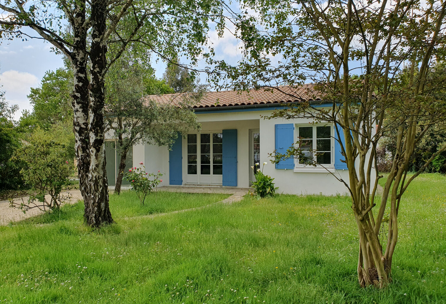 Vente maison 4 pièces 80 m² Le Château-d'Oléron (17480) — photo 1