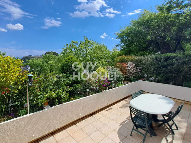 Appartement T3 (78 m²) à vendre à VILLENEUVE LES AVIGNON — photo du bien