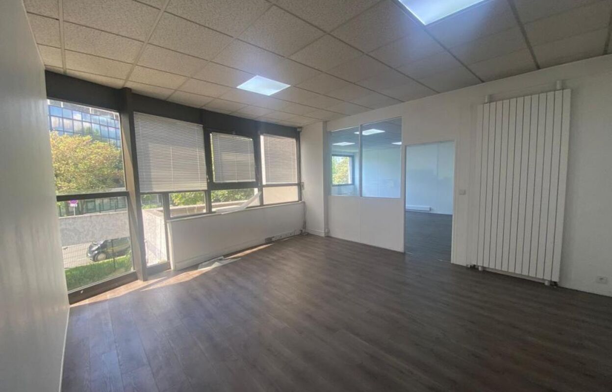 bureau  pièces 60 m2 à louer à Créteil (94000)