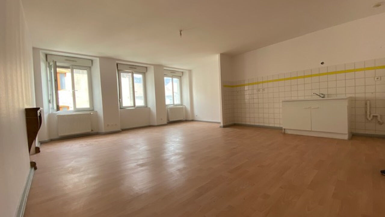 appartement 2 pièces 51 m2 à louer à Saint-Hippolyte (25190)