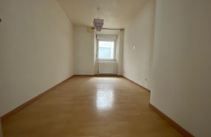   — photo 3