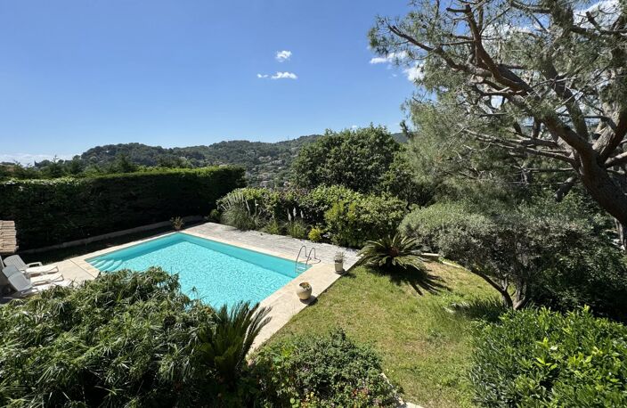 SUPER CANNES – ÉLÉGANTE VILLA 5 PIÈCES AVEC PISCINE ET VUE PANOR — photo 4