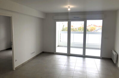 location appartement 710 € CC /mois à proximité de Simiane-Collongue (13109)