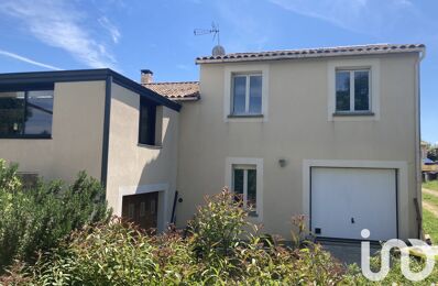 vente maison 269 000 € à proximité de Saint-Maurice-la-Clouère (86160)