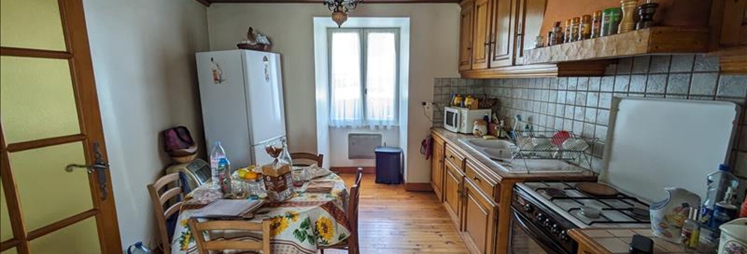 Maison 8 Pièces 140 m² à vendre à Excideuil (24160)