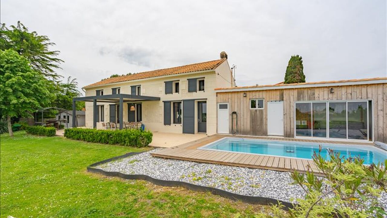 maison 9 pièces 265 m2 à vendre à Meschers-sur-Gironde (17132)